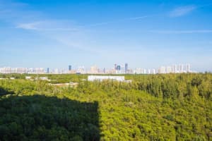 14951 Royal Oaks Ln APT 1009, North Miami, FL 33181, Sold 10/11/24