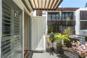 101 E Enid Dr #1, Key Biscayne, FL 33149, Sold 10/17/24