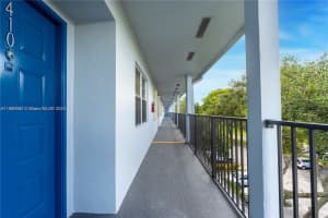 12650 SW 6th St APT 410K, Pembroke Pines, FL 33027, Sold 12/13/24