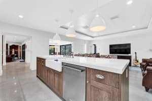 8330 SW 148th Dr, Palmetto Bay, FL 33158, Sold 12/26/24