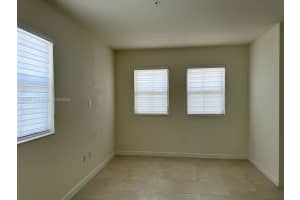 10620 NW 88th St APT 202, Doral, FL 33178, Sold 11/21/24