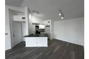 457 Vista Isles Dr APT 2122, Plantation, FL 33325, Sold 08/18/25