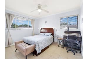 9727 Hammocks Blvd, Miami, FL 33196, Sold 09/26/24