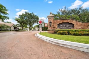 9705 N New River Canal Rd APT 200, Plantation, FL 33324, Sold 10/11/24