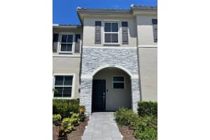 1586 Se 27th Ter 1586, Homestead