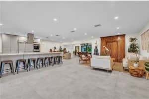 7225 SW 76th St, Miami, FL 33143, Sold 12/11/24