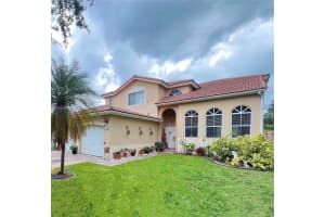 14422 N Royal Cove Cir Davie, FL 33325 - MLS#A11645346