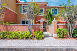 784 Sw 106th Ave 1902, Pembroke Pines