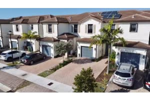 10832 W 33rd Way, Hialeah, FL 33018, Sold 01/23/25