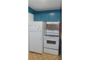 286 Farnham L, Deerfield Beach, FL 33442, Sold 10/03/24