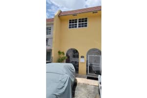 7100 W 2nd Ln, Hialeah, FL 33014, Sold 11/04/24