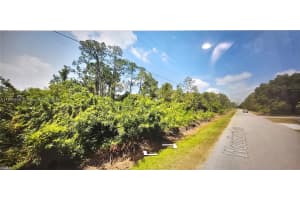 1225 Woodbury Sebring, FL 33875 Sold 12/17/24
