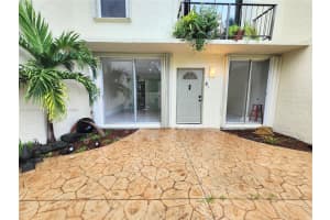 1655 NE 115th St APT 9B, Miami, FL 33181, Sold 12/24/24