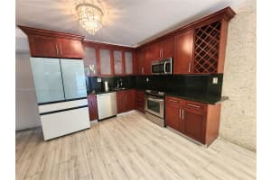 1655 NE 115th St APT 9B, Miami, FL 33181, Sold 12/24/24