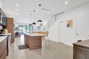 513 SW 11th St, Fort Lauderdale, FL 33315, Sold 11/08/24