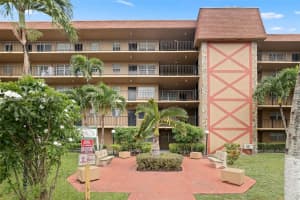 6575 W 4th Ave APT 403, Hialeah, FL 33012, Sold 10/24/24