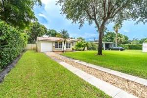 1065 NE 120th St, Biscayne Park, FL 33161, Sold 10/25/24