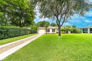 1065 NE 120th St, Biscayne Park, FL 33161, Sold 10/25/24