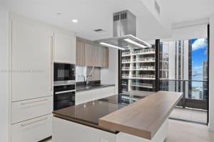 1000 Brickell Plaza, Miami, FL 33131, Sold 09/26/24