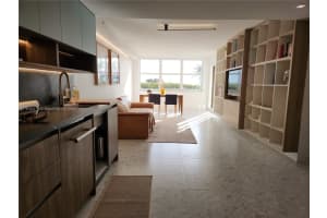 2555 Collins Ave 306, Miami Beach