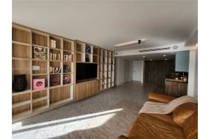 2555 Collins Ave APT 306, Miami Beach, FL 33140, - MLS#A11646318