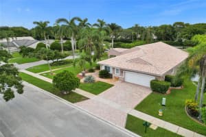 16269 SW 6th St, Pembroke Pines, FL 33027, Sold 10/24/24