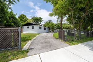 6460 SW 19th St, Pompano Beach, FL 33068, Sold 10/02/24