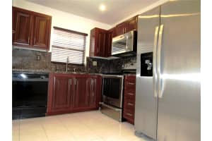 10220 NW 30th Ct APT 306, Sunrise, FL 33322, Sold 05/05/25