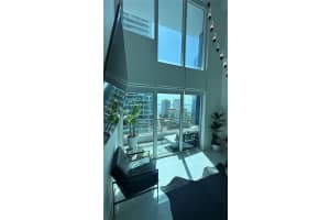 60 SW 13th St Apt 2006, Miami, FL 33130, Sold 01/31/25