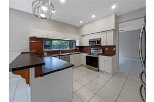 2832 Cayenne Ave, Hollywood, FL 33026, Sold 12/30/24