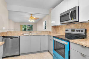 1100 NW 87th Ave APT 308, Coral Springs, FL 33071, - MLS#A11646509