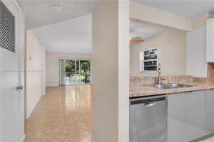 1100 NW 87th Ave APT 308, Coral Springs, FL 33071, - MLS#A11646509