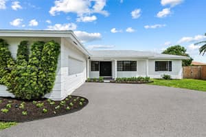 2311 NW 28th St, Oakland Park, FL 33311, Sold 12/06/24