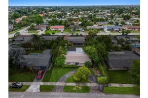 3310 SW 92nd Ct, Miami, FL 33165, Sold 09/30/24