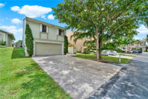 22005 SW 100th Pl, Cutler Bay, FL 33190, Sold 09/25/24