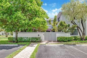 10102 NW 52nd Terrace, Doral, FL 33178, Sold 01/24/25