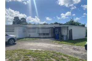 1960 SW 38th Ave, Fort Lauderdale, FL 33312, Sold 09/26/24