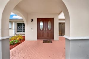 1300 SW 126th Pl, Miami, FL 33184, Sold 10/24/24