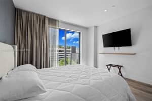 229 SW 9th St #708, Miami, FL 33130, Sold 05/28/25