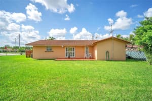 10785 SW 26th St, Miami, FL 33175, Sold 10/15/24