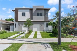 3733 SW 28th St, Miami, FL 33134, Sold 11/15/24