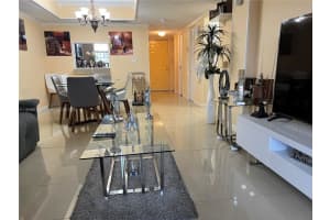 6600 W 2nd Ct #11, Hialeah, FL 33012, Sold 11/04/24