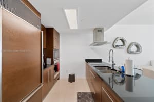 485 Brickell Ave APT 4706, Miami, FL 33131, Sold 06/20/25