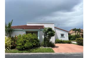 462 SW 87th Ct, Miami, FL 33174, Sold 10/17/24