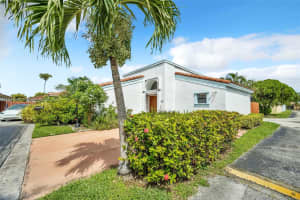 462 SW 87th Ct, Miami, FL 33174, Sold 10/17/24