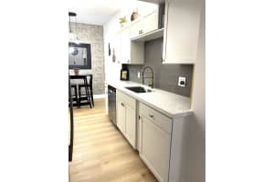 3850 Washington St, Hollywood, FL 33021, Sold 01/30/25