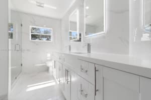 18408 NW 9th St, Pembroke Pines, FL 33029, Sold 09/27/24
