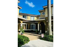 8818 W Flagler St, Miami, FL 33174, Sold 10/15/24