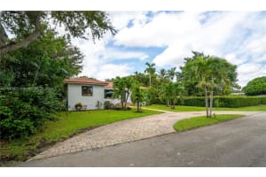 10642 NE 11th Ave, Miami Shores, FL 33138, Sold 01/06/25
