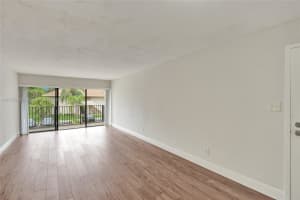 5849 Washington St APT 79, Hollywood, FL 33023, Sold 01/10/25